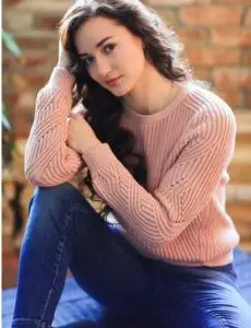 Elite escort service in Gandhwani for home and hotel visits